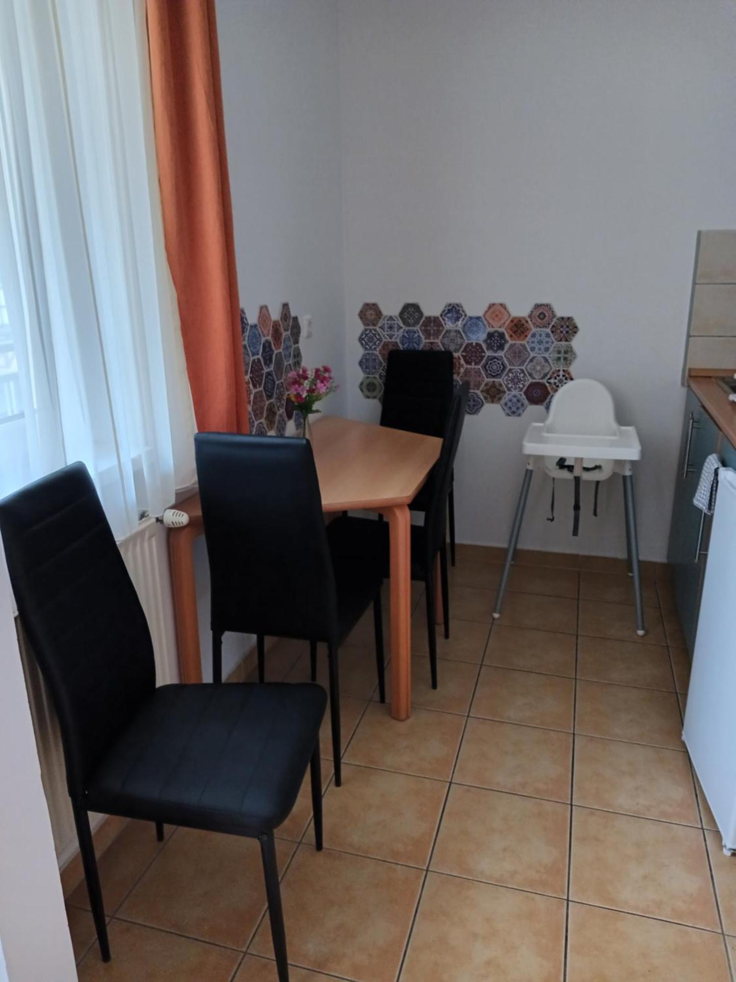 Appartement Viola Wellness Apartman à Zalakaros Extérieur photo