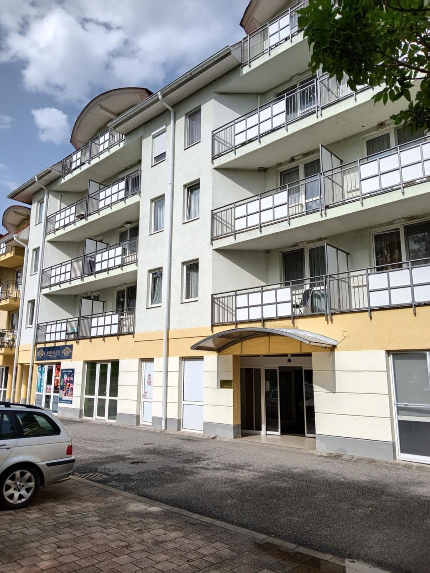 Appartement Viola Wellness Apartman à Zalakaros Extérieur photo